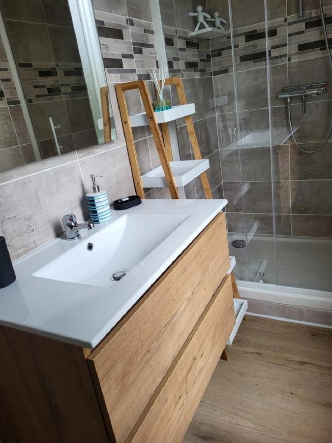 Appartement Paisible En Baie De Morlaix פלוגאסנו מראה חיצוני תמונה